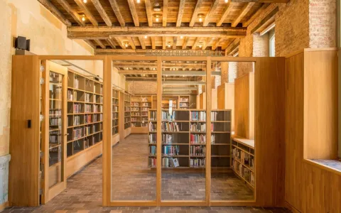 Default banner image